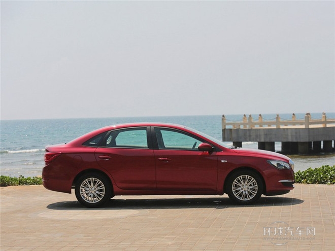 2015款 18T 雙離合精英型