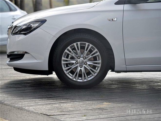 2015款 15N 自動豪華型