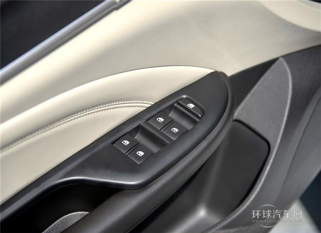 2015款 15N 自動豪華型