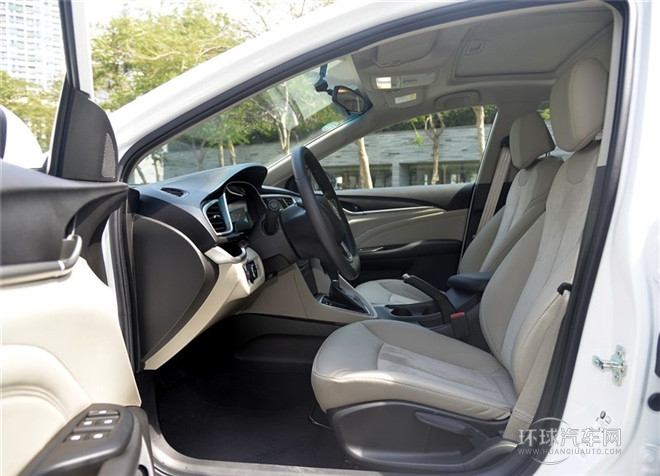 2015款 15N 自動豪華型