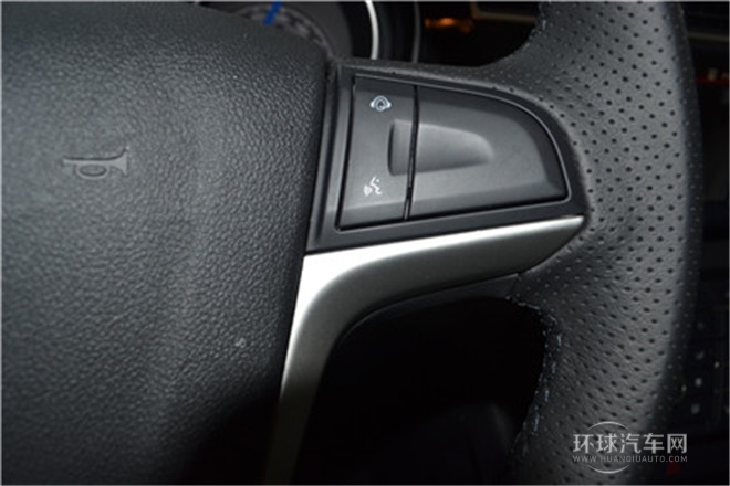 2015款 1.5TGI TST四驅豪華版