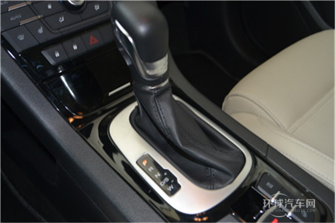 2015款 1.5TGI TST四驅(qū)豪華版