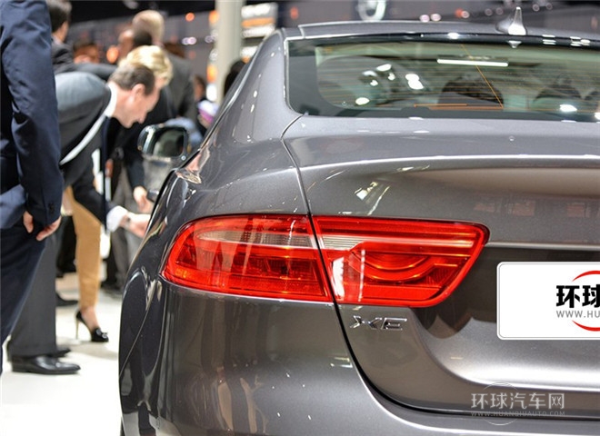 2015款 XE 2.0T 240PS R-SPORT