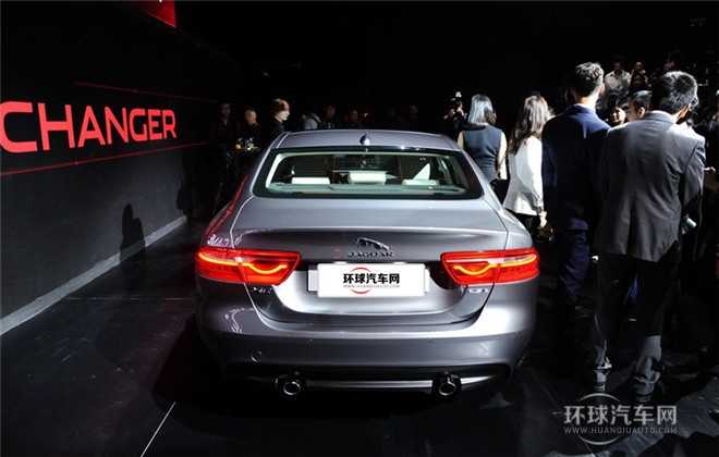 2015款 XE 2.0T 240PS R-SPORT