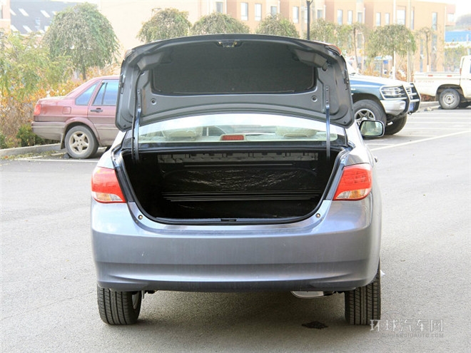 2015款 節(jié)能版 1.5L 手動(dòng)舒適型