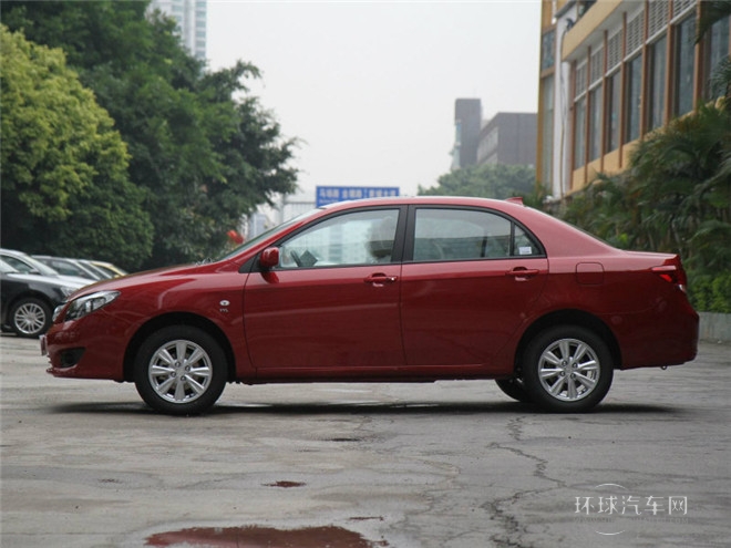 2015款 節能版 1.5L 手動尊貴型