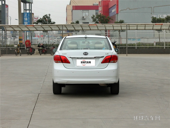 2015款 節能版 1.5L 自動尊貴型