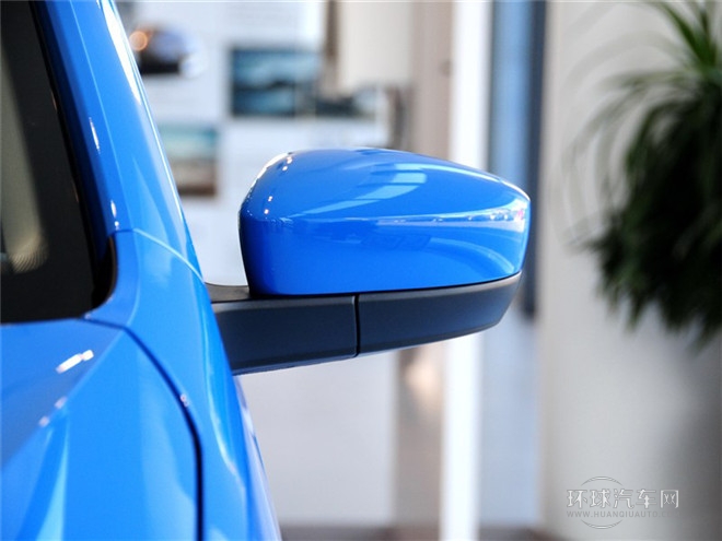 2015款 1.0L high up!