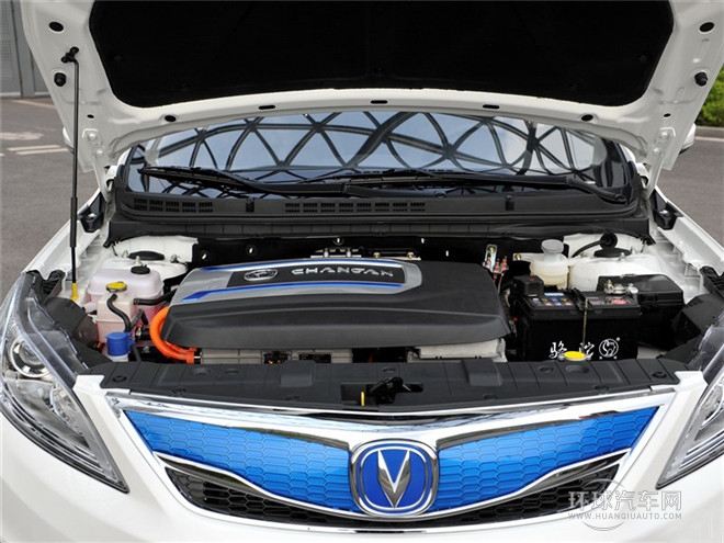 2015款 1.6L 自動尊貴型