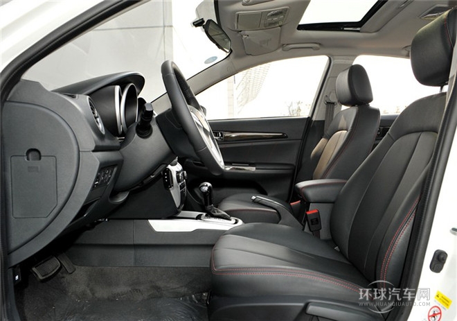 2015款 1.6L 自動尊貴型