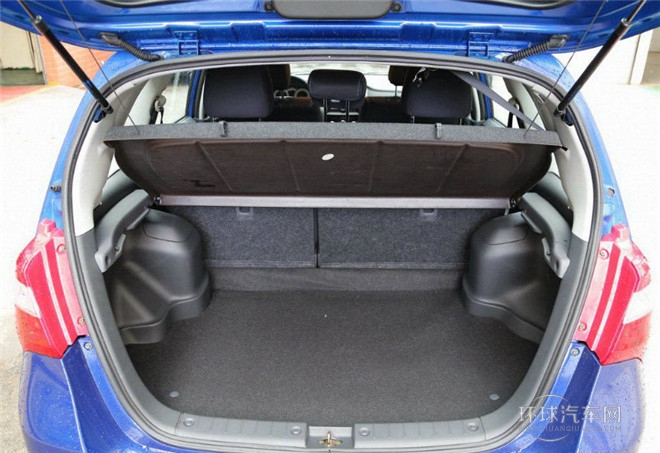 2015款 兩廂 1.4L 手動(dòng)暢想型