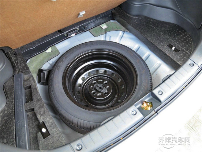 2015款 兩廂 1.4L 手動理想型