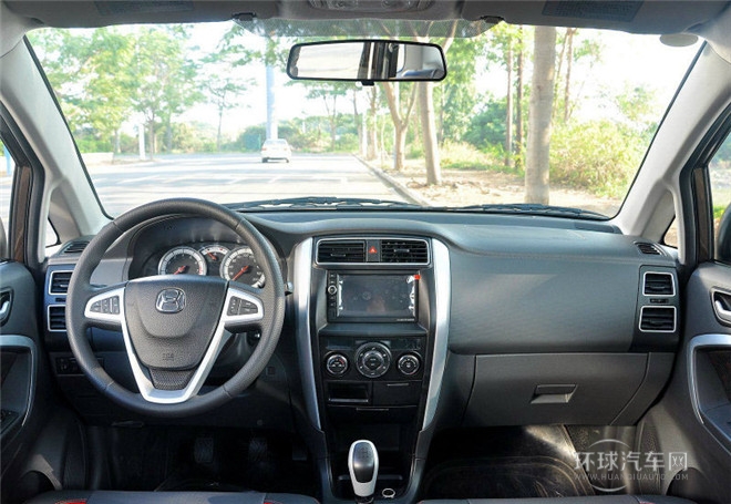 2015款 兩廂 1.4L 手動理想型