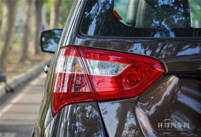 2015款 兩廂 1.4L 手動理想型