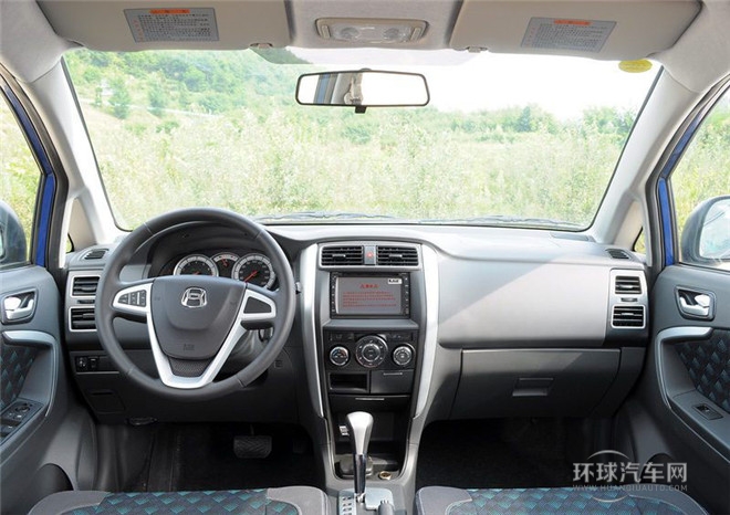 2015款 兩廂 1.5L 自動暢想型