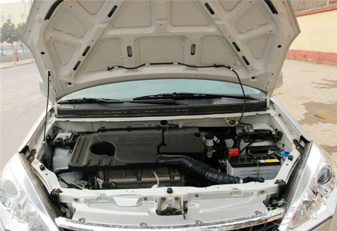 2015款 兩廂 1.5L 自動理想型