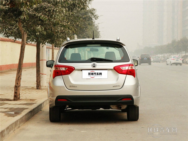 2015款 兩廂 1.5L 自動理想型