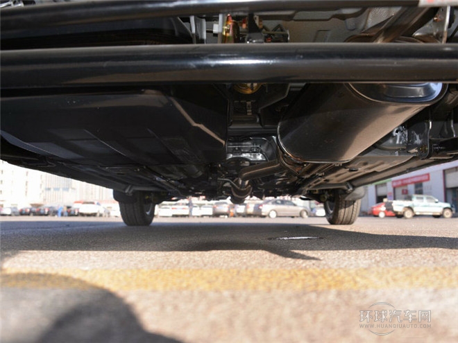 2015款 1.0L 手動(dòng)經(jīng)濟(jì)型