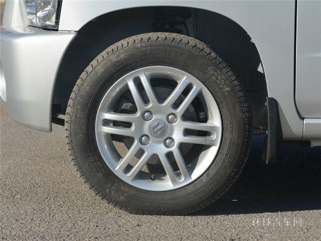 2015款 1.0L 手動(dòng)經(jīng)濟(jì)型