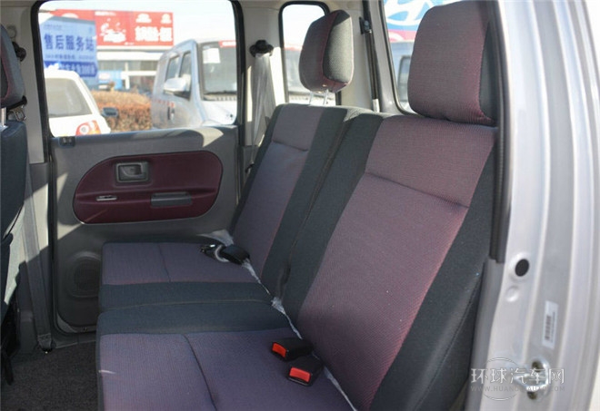 2015款 1.0L 手動經濟型