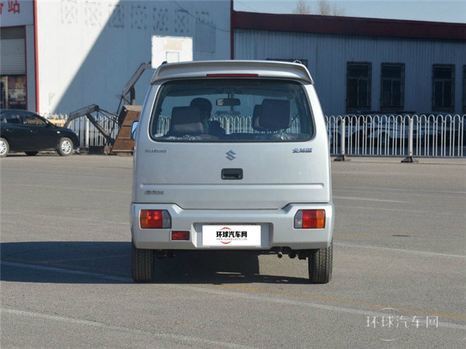 2015款 1.0L 手動經濟型