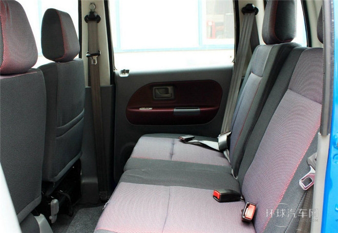 2015款 1.0L 手動實用型