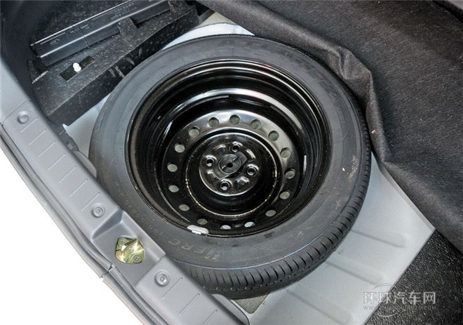 2015款 兩廂 1.5L 自動(dòng)夢(mèng)想型