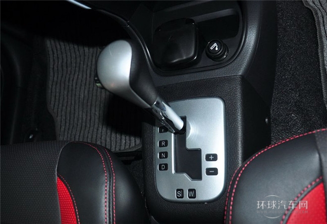 2015款 兩廂 1.5L 自動夢想型