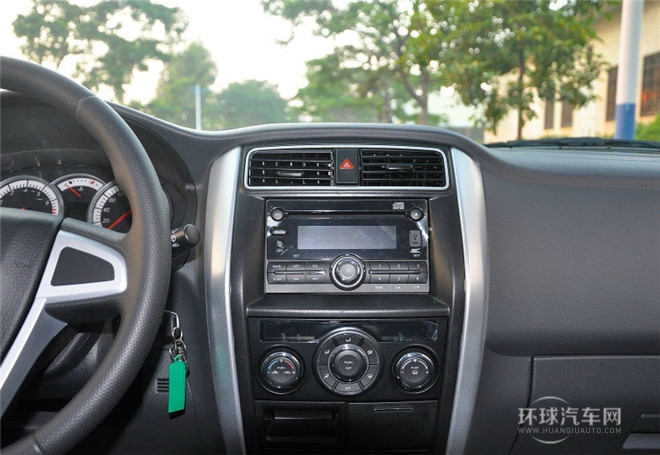 2015款 三廂 1.4L 手動(dòng)暢想型