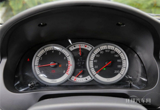 2015款 三廂 1.4L 手動理想型