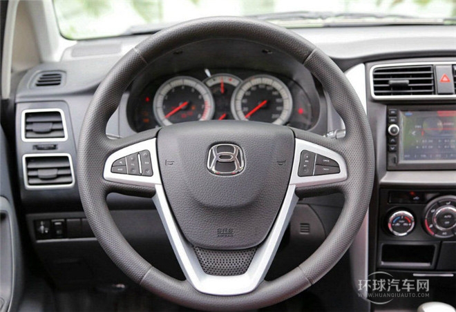 2015款 三廂 1.4L 手動理想型