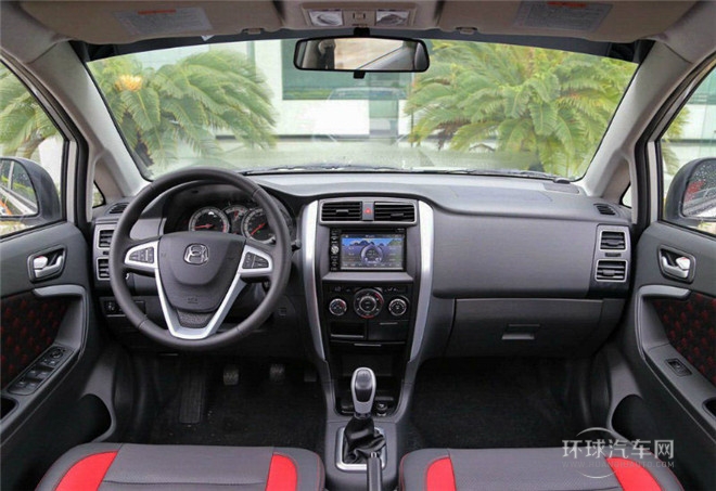 2015款 三廂 1.4L 手動夢想型