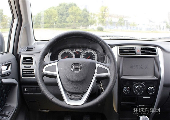 2015款 三廂 1.4L 手動幸福型