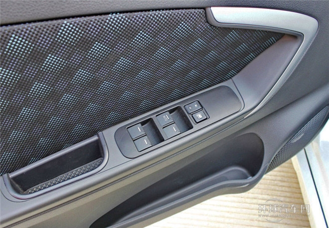 2015款 三廂 1.5L 自動暢想型