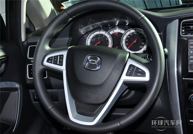 2015款 三廂 1.5L 自動夢想型