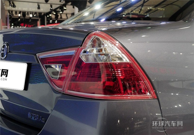 2015款 三廂 1.5L 自動夢想型