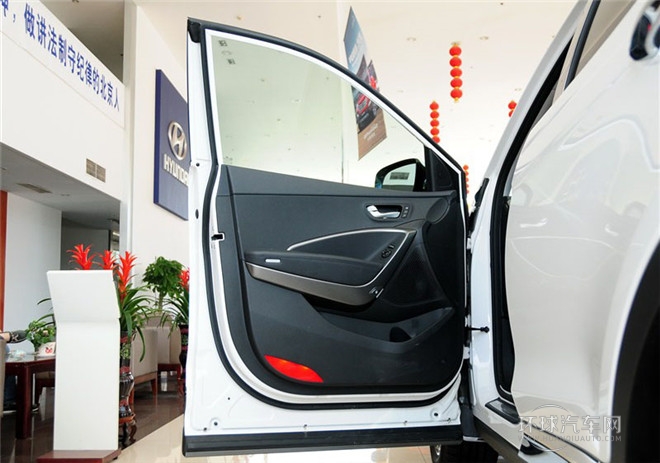 2015款 2.0T 自動(dòng)四驅(qū)頂級(jí)型