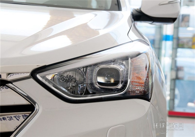 2015款 2.0T 自動四驅(qū)頂級型