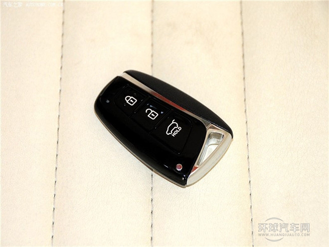 2015款 2.0T 自動四驅(qū)智能型