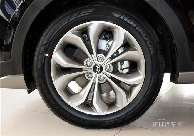 2015款 2.0T 自動四驅智能型