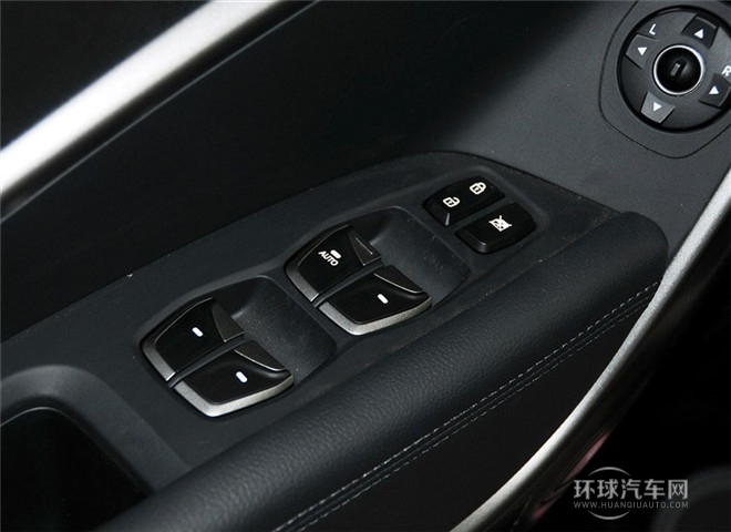 2015款 2.4L 自動兩驅舒適型