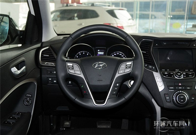 2015款 2.4L 自動兩驅(qū)舒適型