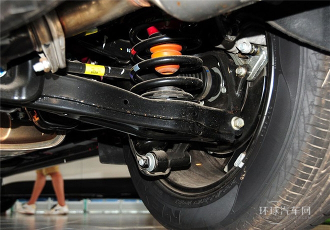 2015款 2.4L 自動(dòng)兩驅(qū)智能型