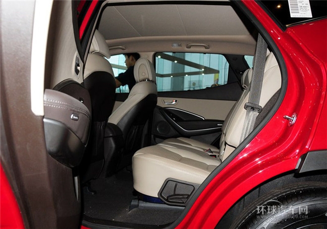 2015款 2.4L 自動(dòng)兩驅(qū)智能型