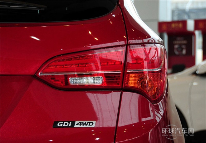 2015款 2.4L 自動(dòng)兩驅(qū)智能型