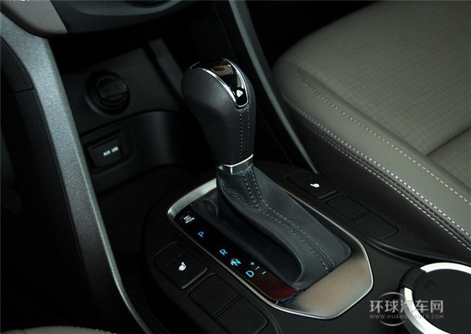 2015款 2.4L 自動四驅智能型