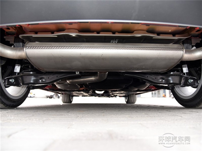 2015款 Limousine 45 TFSI S line 豪華型