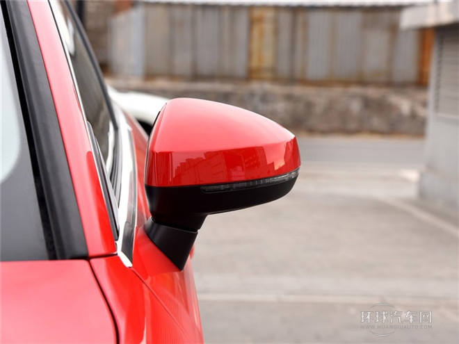 2015款 Limousine 45 TFSI S line 豪華型