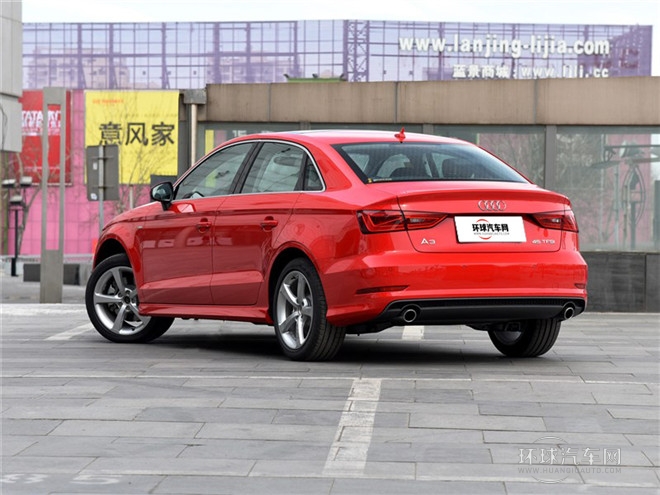 2015款 Limousine 45 TFSI S line 豪華型