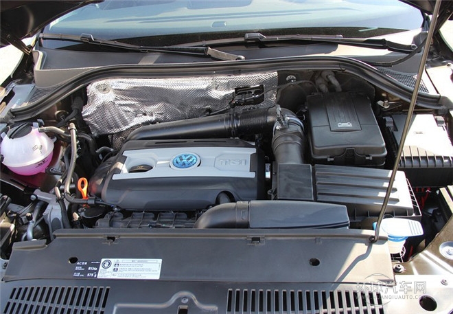 2015款 1.8TSI 手動兩驅限量版